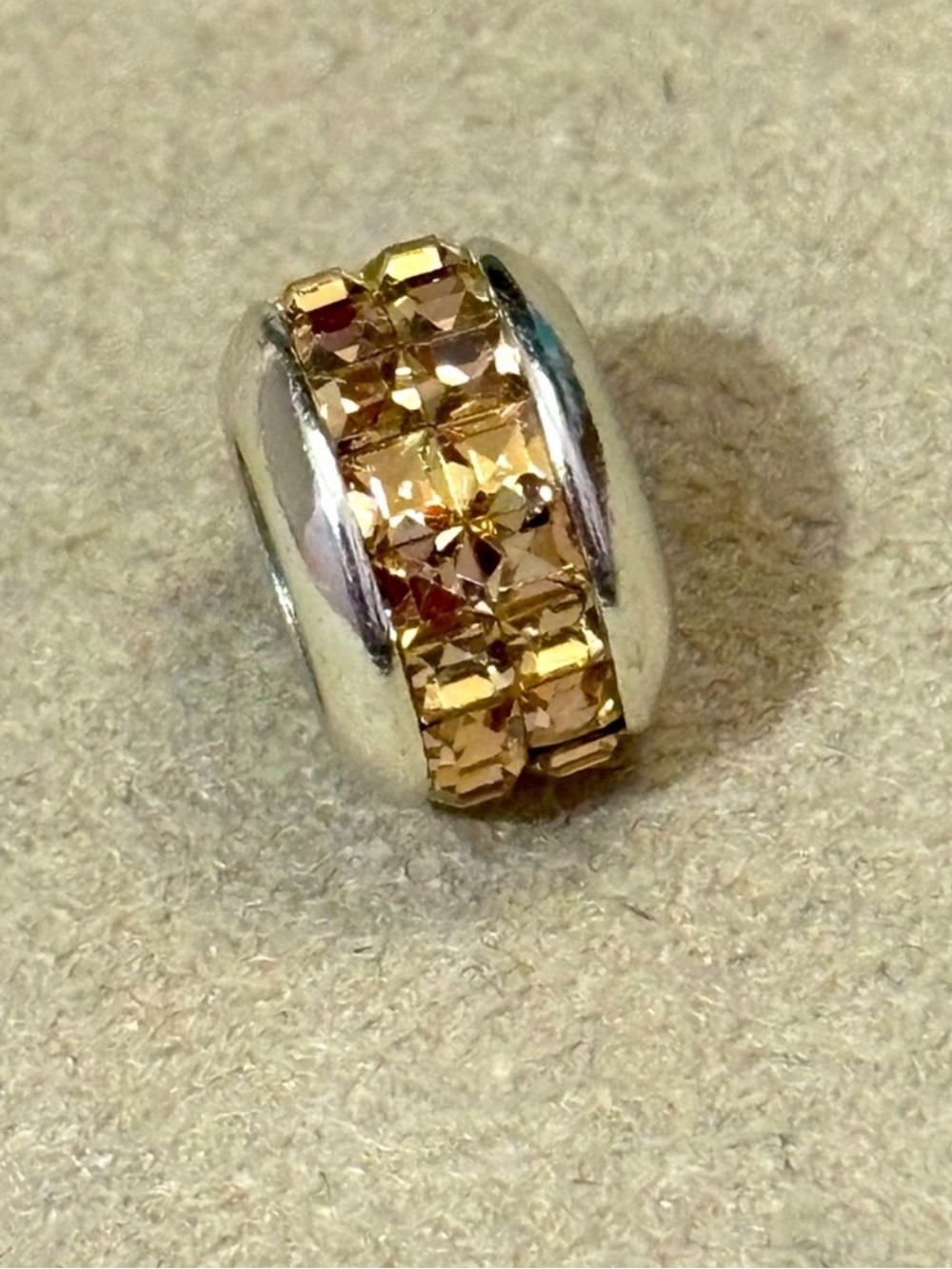 🆕Listing! Brighton Spectrum bead in Topaz Two rows gold brown square crystals